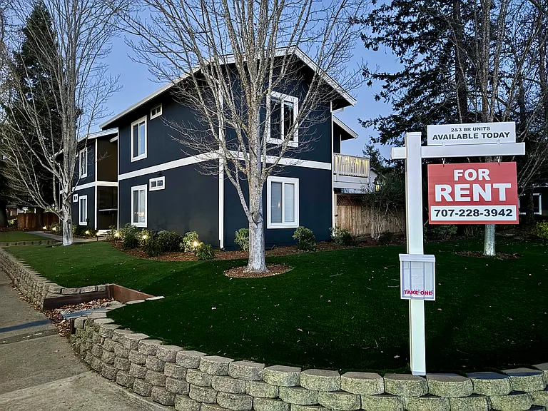 2304 Maher Dr #3 — Photo 8