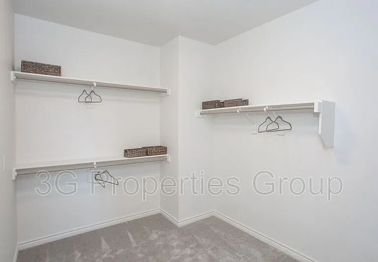 2807 Stanley Ave — Photo 27