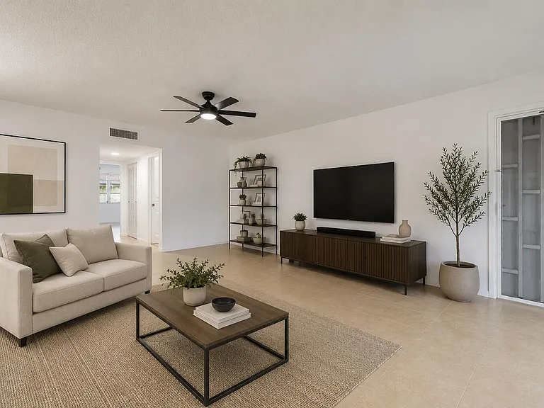 1142 Circle Ter W #C — Photo 5