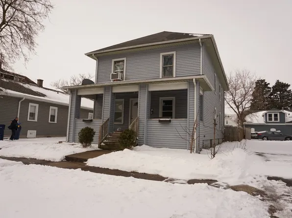 1028 Victoria Ave, North Chicago, IL 60064