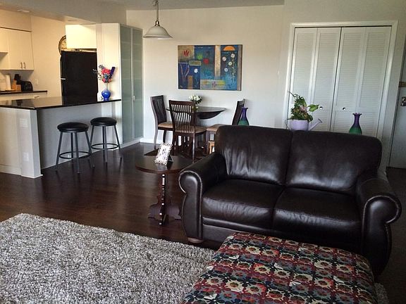 4th image of 400 Narragansett Pkwy APT Na10