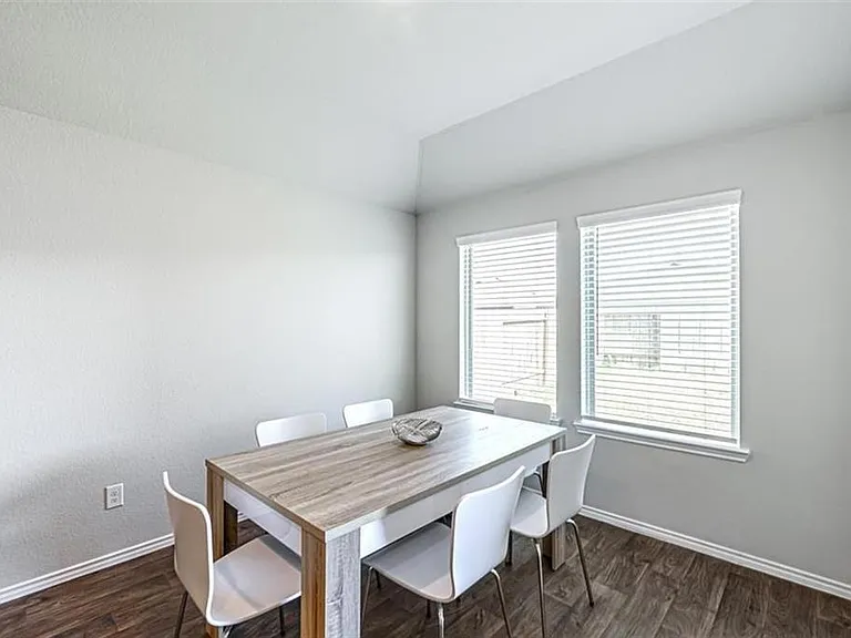 5126 Moravia Ln — Photo 20