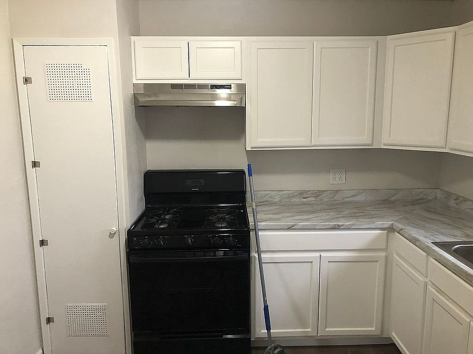 1st image of 1655 Cadillac Ln #1655