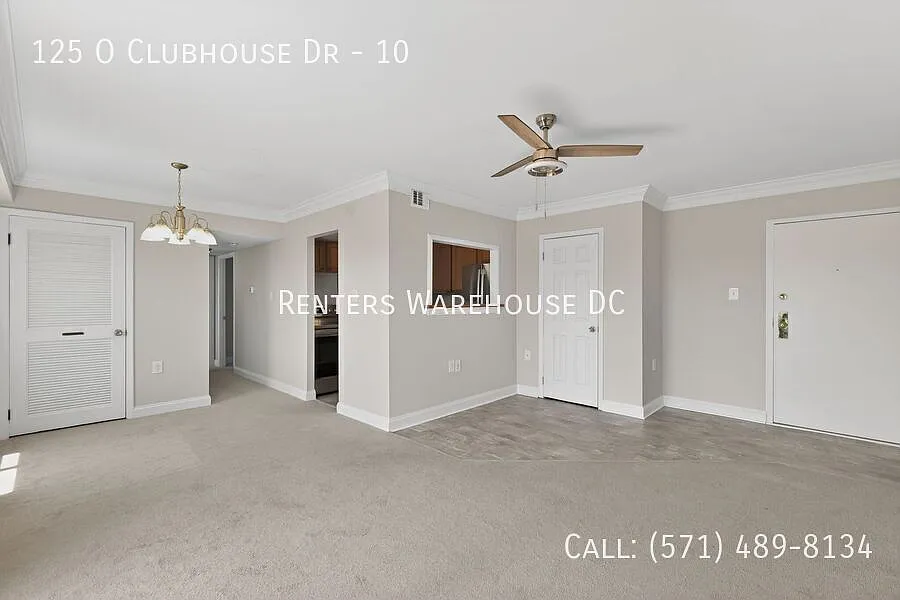 Building Photo - 125 O'Clubhouse Dr #10