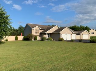 4833 147th St, Chippewa Falls, WI 54729