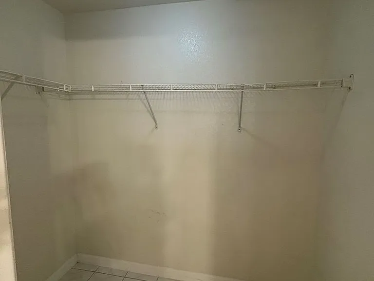 756 Camel Ct — Photo 17