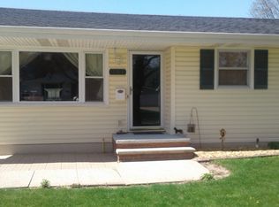 701 S Joseph St, Appleton, WI 54915