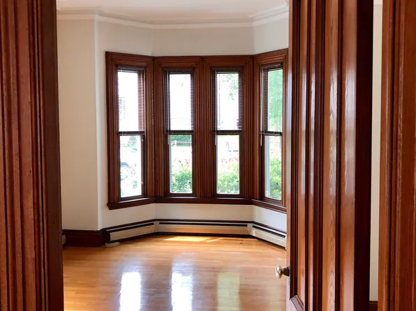 13 Pleasant Ave APT 2, Somerville, MA 02143