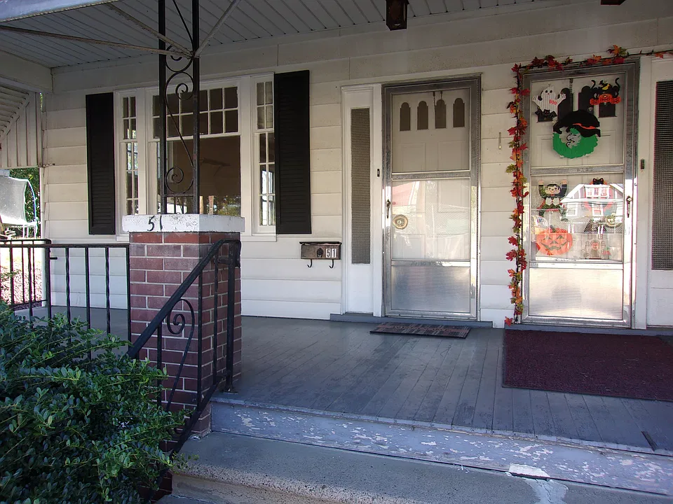 51 S Main St #2