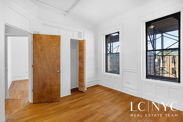Rented by Keller Williams NYC | media 19