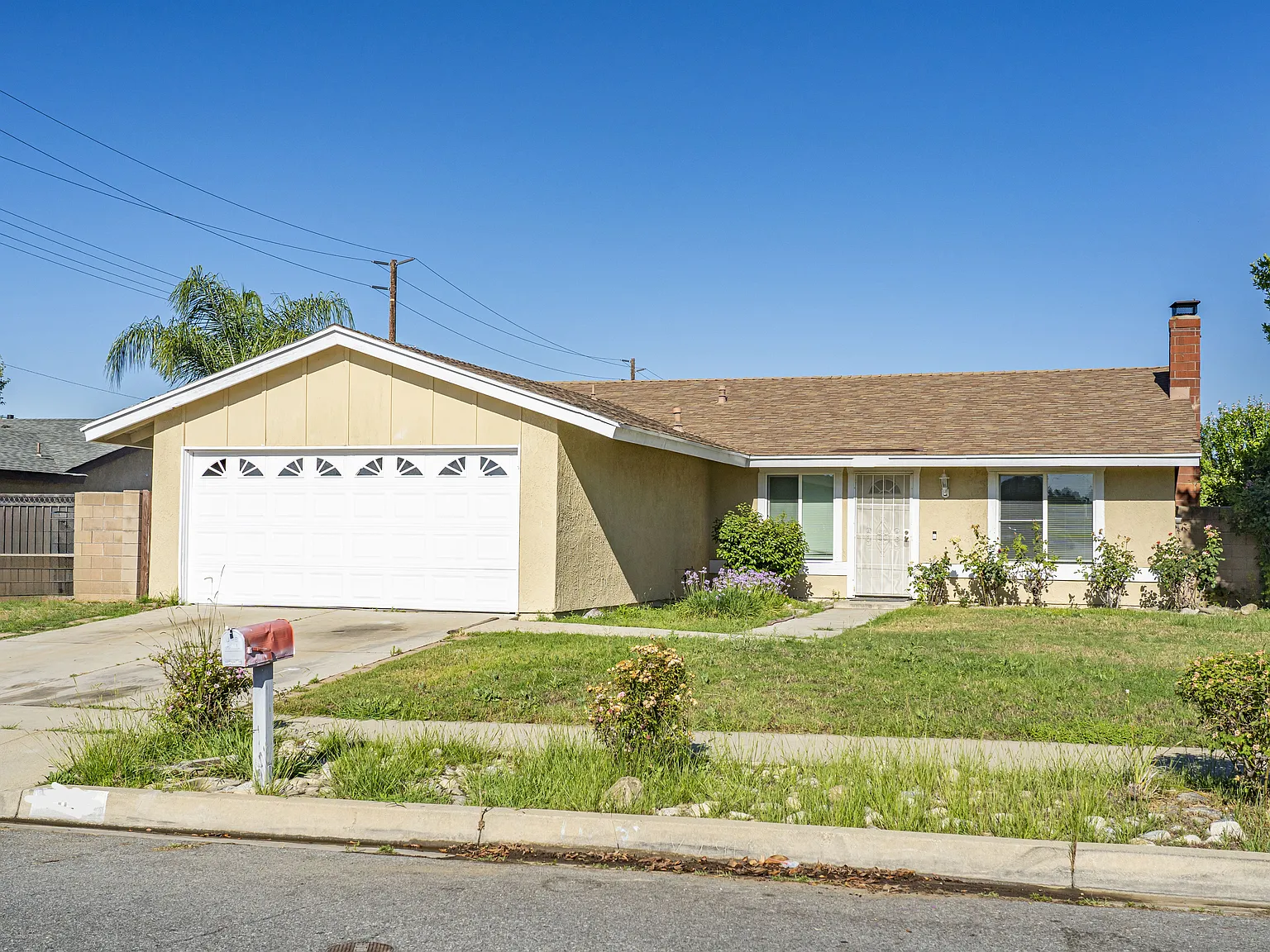 4 bed, 1464 sqft, $7,200 — Photo 3