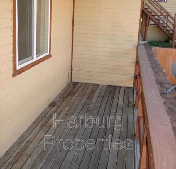 1013 Portland Pl #1 — Photo 9