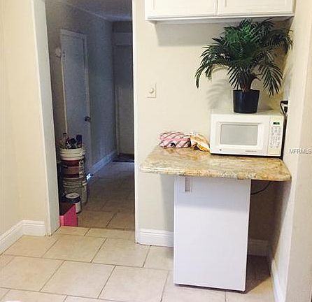 5th image of 2021 Banyan St