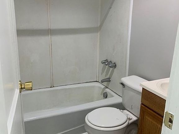 5th image of 1222 Westside Dr