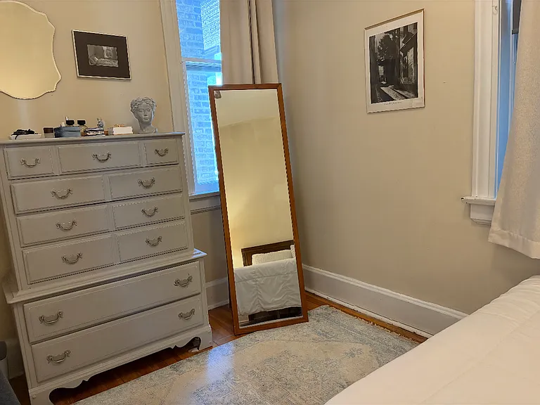1123 W Drummond Pl #1 — Photo 9