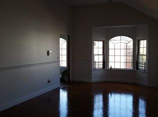181 Fulton Ave, Jersey City, NJ 07305