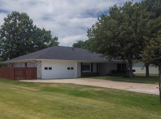 113 Blackfoot Trl, Lake Kiowa, TX 76240