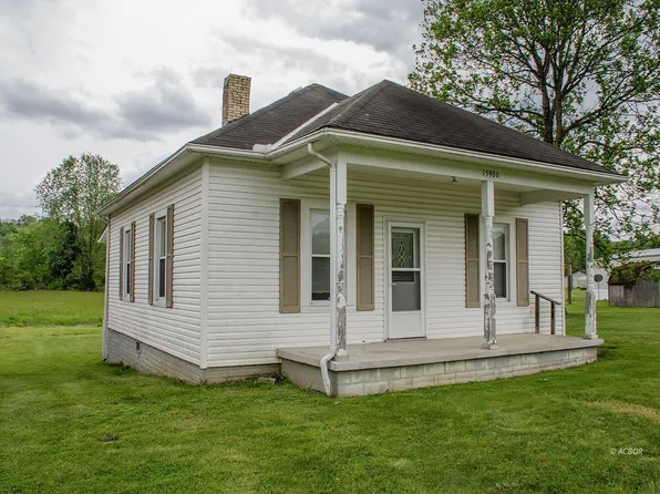 15906 Main St, Millfield, OH 45761