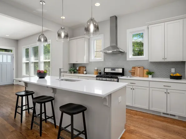 1078B Zophi St, Nashville, TN 37216