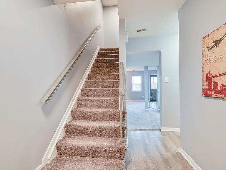 1404 Wendfield Dr — Photo 5