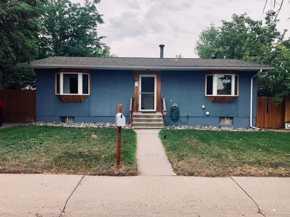 1302 Johnson Ave, Thermopolis, WY 82443
