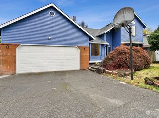 20930 37th Pl W, Lynnwood, WA 98036