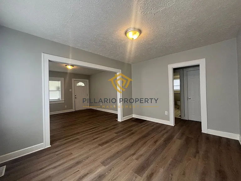 2815 Brookside Ave — Photo 10