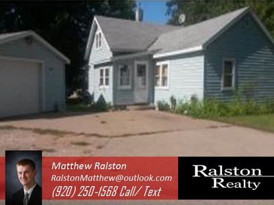 503 W Main St, Weyauwega, WI, 54983