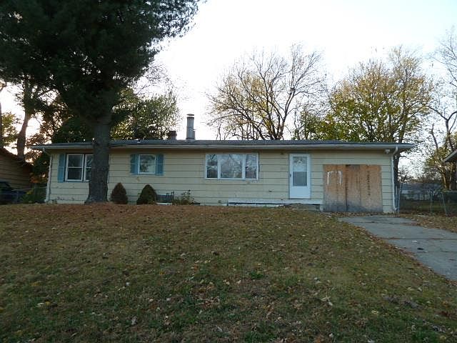 1st image of 10010 Belmont Ave