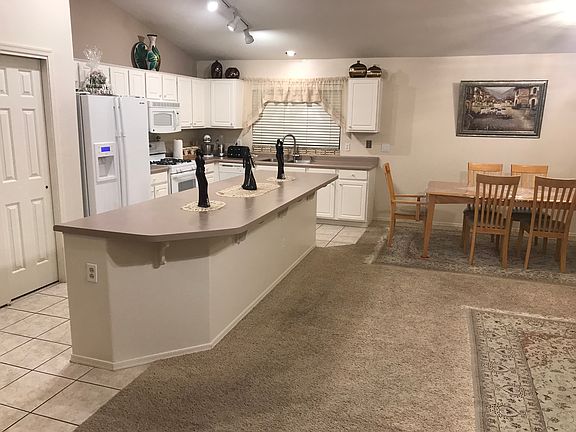 4th image of 2358 E Big View Dr