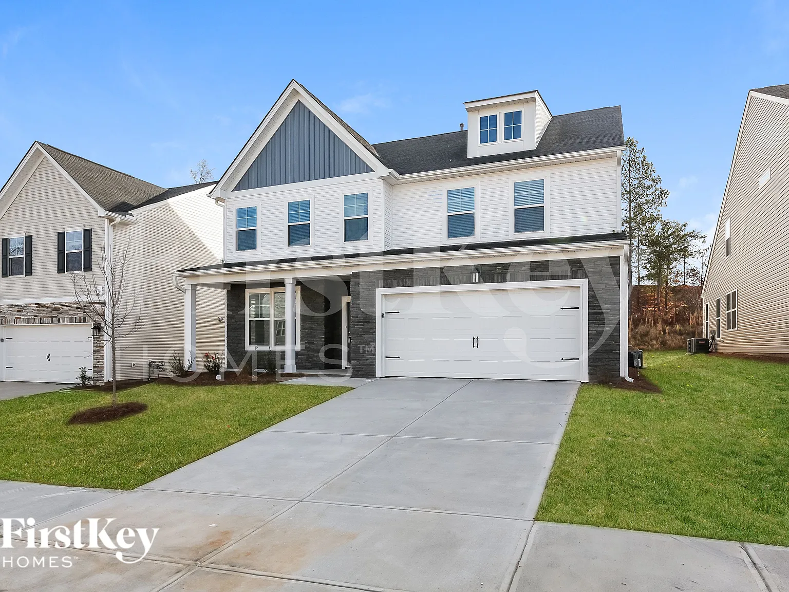 5 bed, 3.0 bath, 3076 sqft, $3,010 — Photo 2