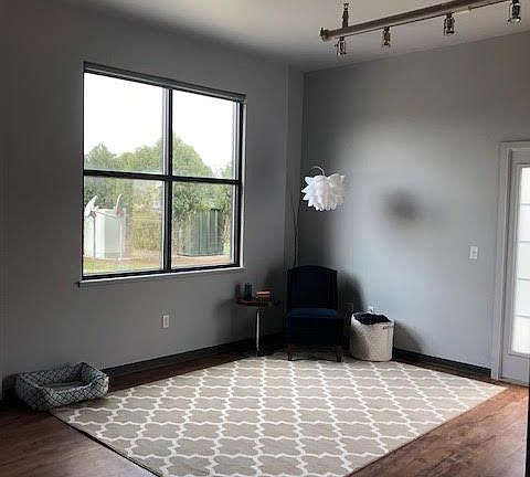 5th image of 3500 Beaumont Park Dr