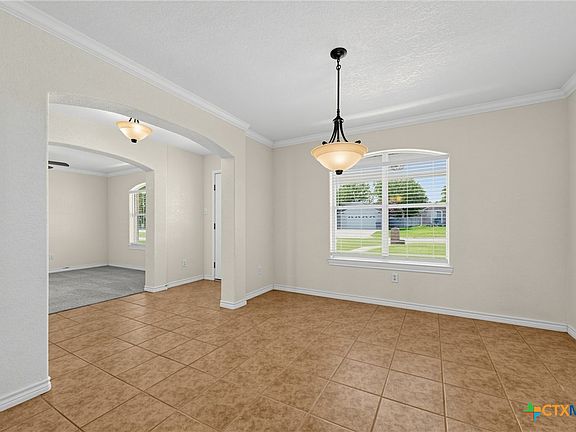 5th image of 2203 Excel Dr