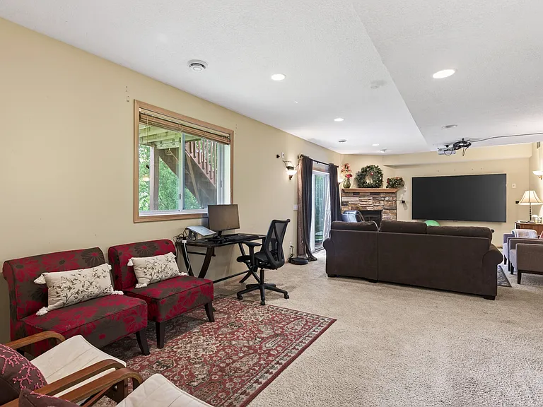 7375 W Fish Lake Rd — Photo 33