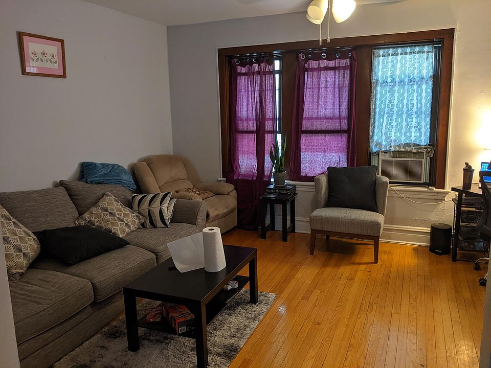 1st image of 4009 N Kildare Ave #103