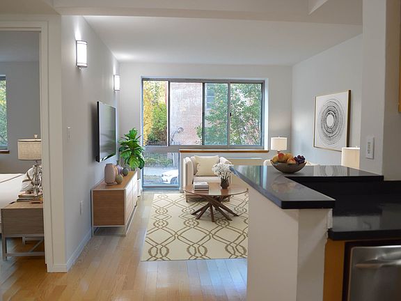3rd image of 68 Bradhurst Ave #1-Q