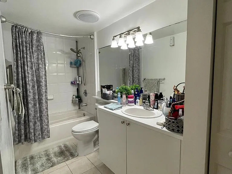 7950 N Nob Hill Rd — Photo 13
