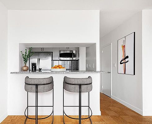 3rd image of 1755 York Ave APT 8A