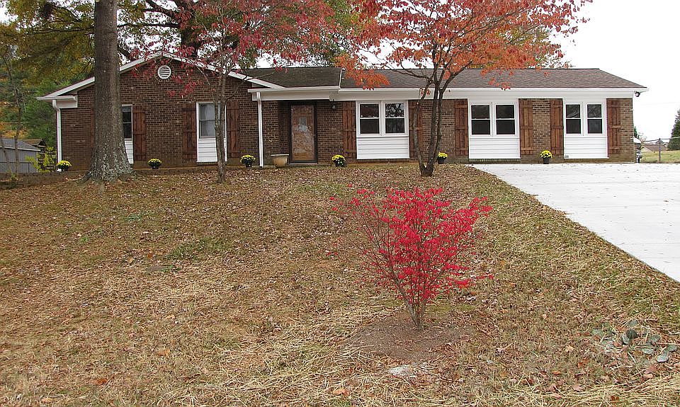 1st image of 122 Dewsberry Rd