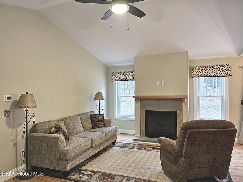 4th image of 69 Fenway Drive