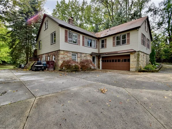 28778 Eddy Rd, Willoughby Hills, OH 44092
