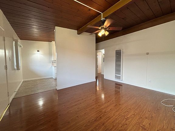 3rd image of 1011-1013 Winchester Ave #1011F
