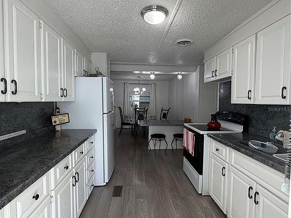 5th image of 9900 ULMERTON ROAD #49
