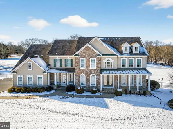 1900 Fawn Way, Finksburg, MD 21048