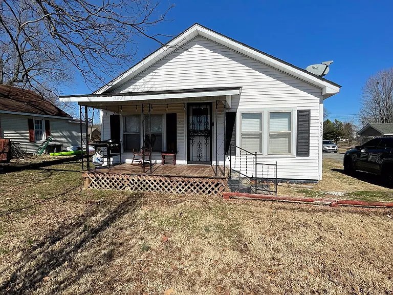5900 Martin Hwy — Photo 1
