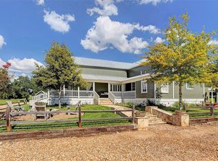 875 Round Top Rd, Round Top, TX 78954