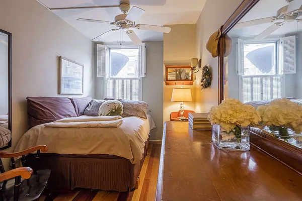 Sold by Samuel Realty Group LLC | media 8