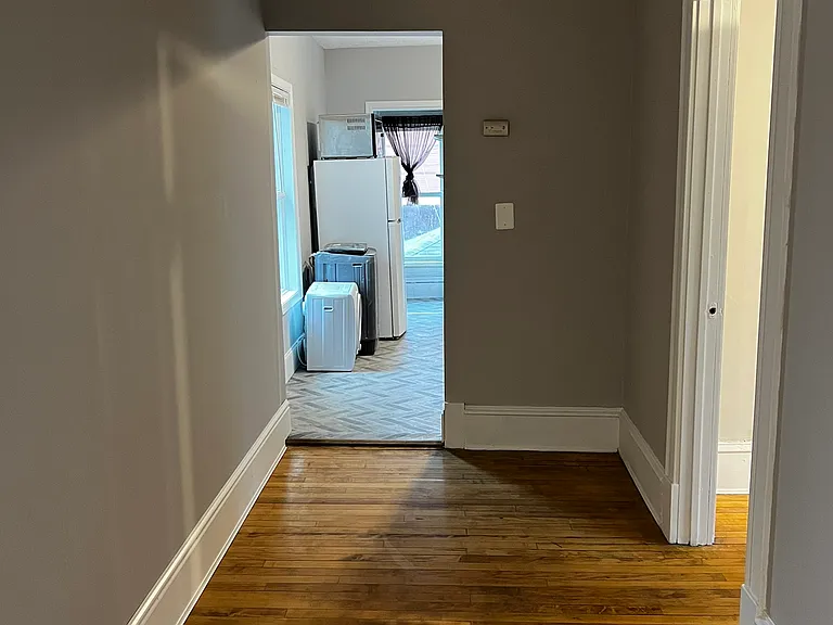 442 Sherburne Ave #2 — Photo 9