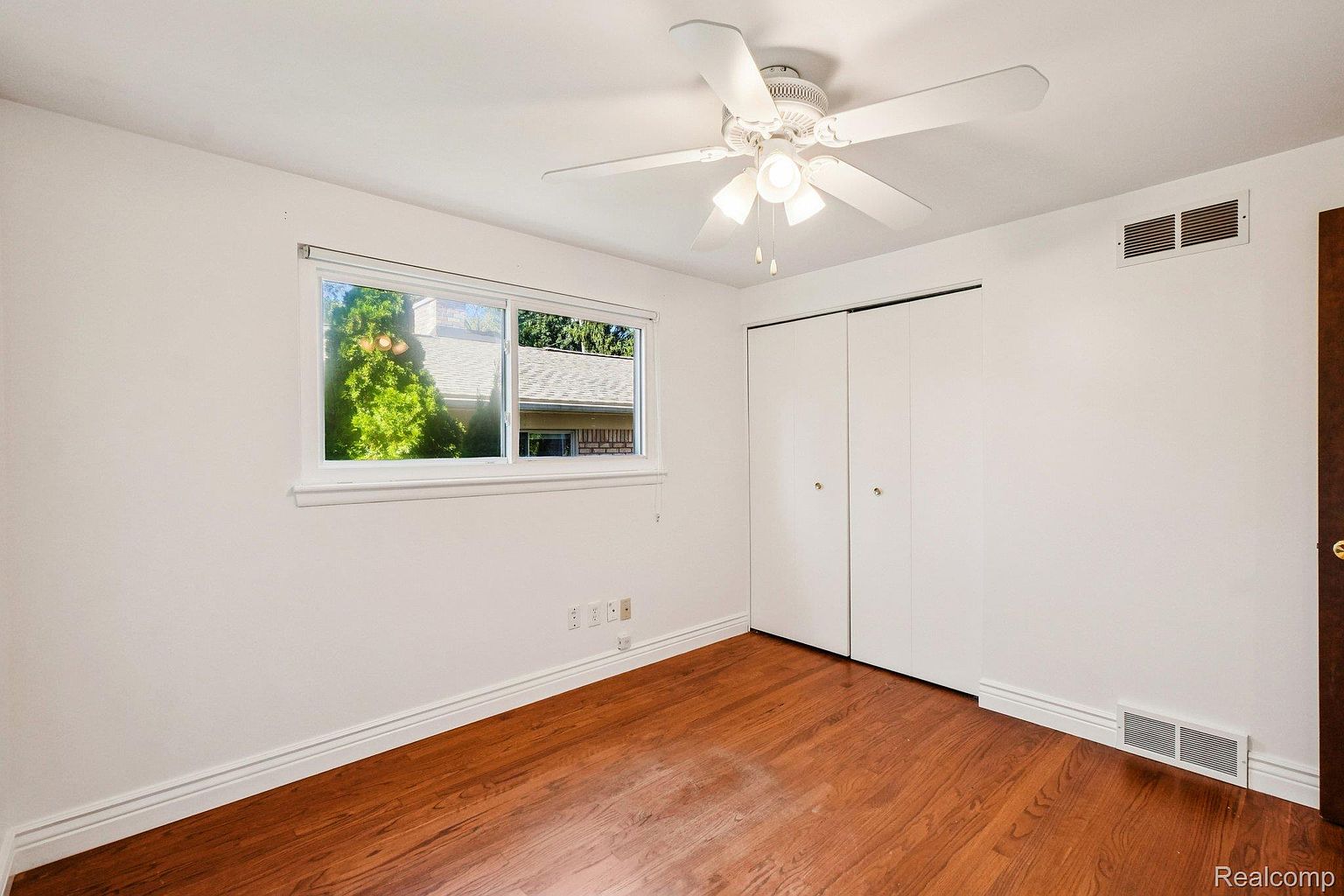 1424 Fairway Dr, photo 13