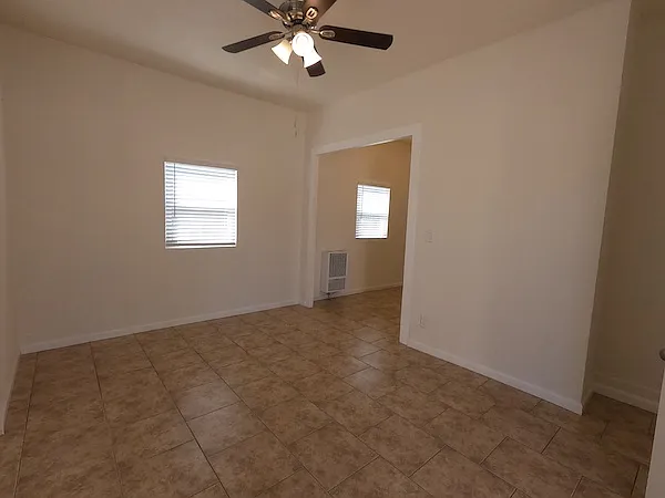 2 bed, 1.5 bath, 928 sqft, $2,775 — Photo 3